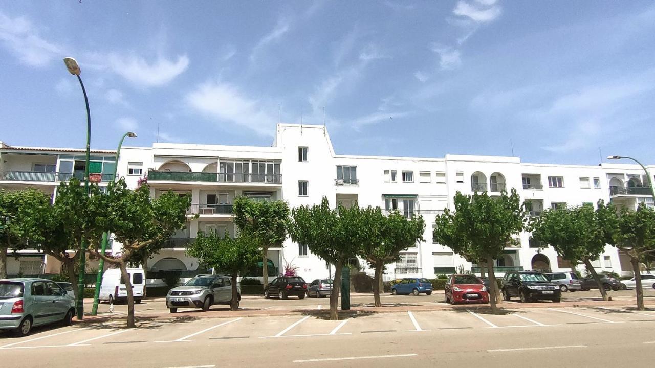 אמפוריבראבה Absolute Apartment מראה חיצוני תמונה