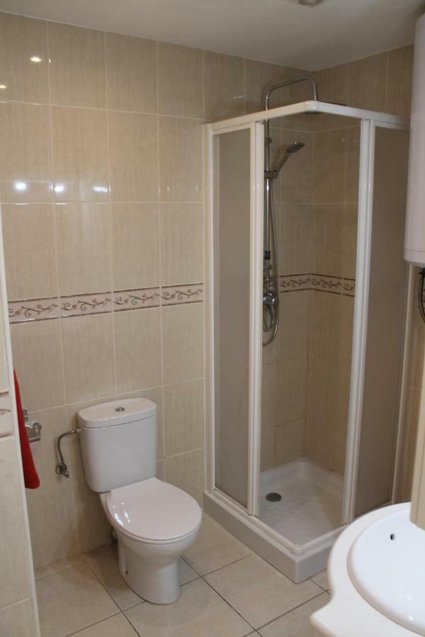 אמפוריבראבה Absolute Apartment מראה חיצוני תמונה