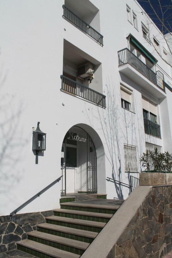 אמפוריבראבה Absolute Apartment מראה חיצוני תמונה